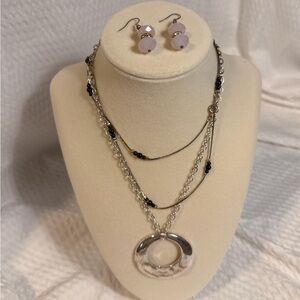 Chic Silver and Black Layered Necklace with Earrings